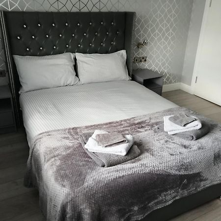 סקאנת'ורפ Encore Rooms מראה חיצוני תמונה