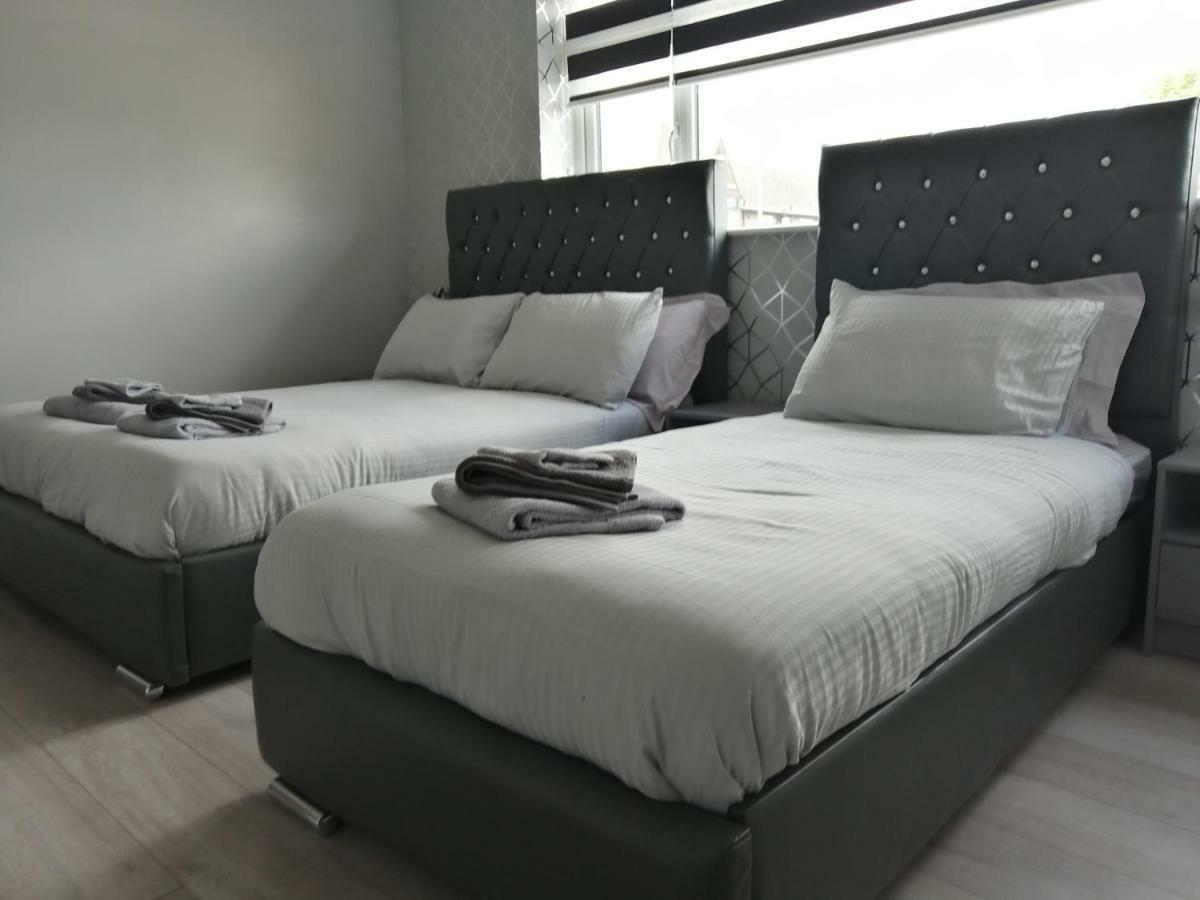 סקאנת'ורפ Encore Rooms מראה חיצוני תמונה