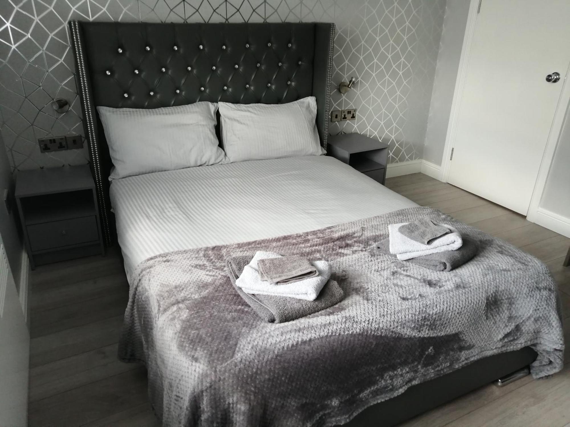 סקאנת'ורפ Encore Rooms מראה חיצוני תמונה